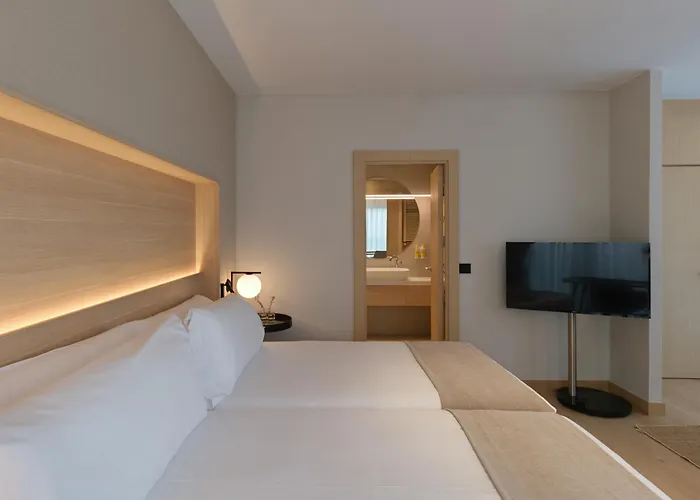 Ξενοδοχείο Zenit Coruna