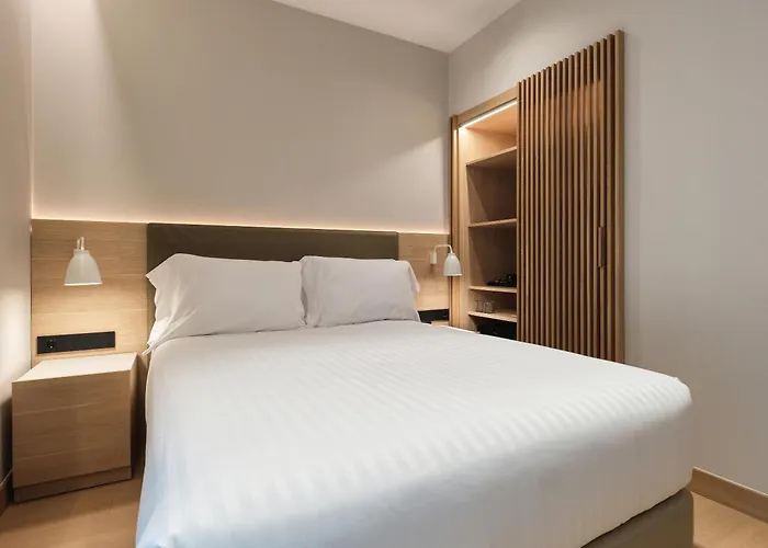 Zenit Coruna Hotel 4*